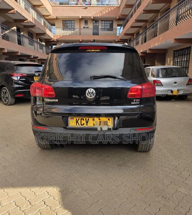 Volkswagen Tiguan 2013 Black