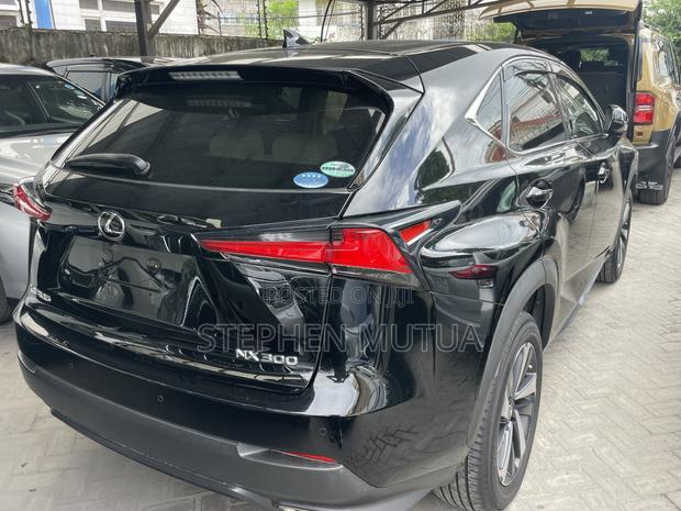 Lexus NX 300 FWD 2019 Black