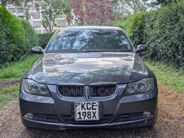 BMW 320i 2008 Gray