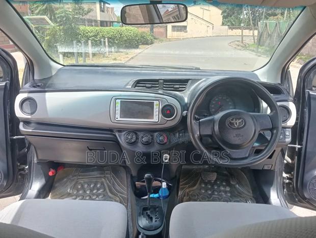 Toyota Vitz 2012 Black