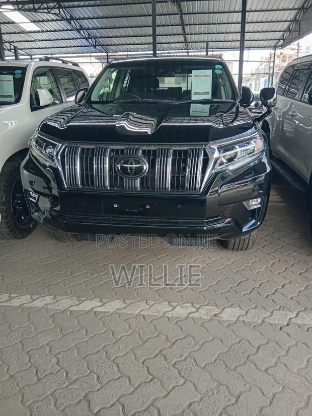 Toyota Land Cruiser Prado 2019 Black