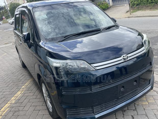 Toyota Spade 1.5 2019 Blue