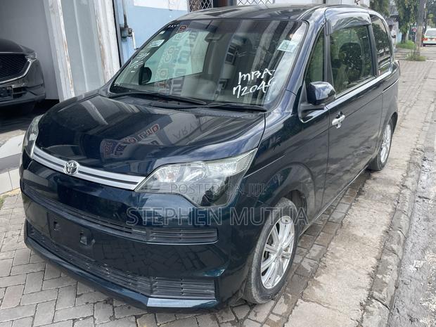 Toyota Spade 1.5 2019 Blue