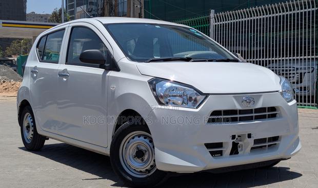 Toyota Pixis Epoch 2019 White