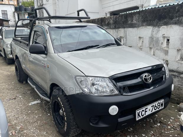Toyota Hilux 2.5 D-4D 2008 Silver