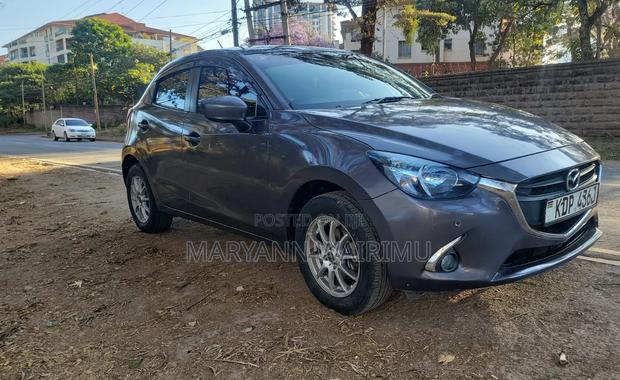 Mazda Demio 2017 Gray