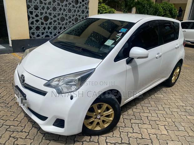 Toyota Ractis 2012 White