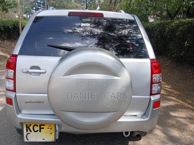 Suzuki Escudo 2008 Silver