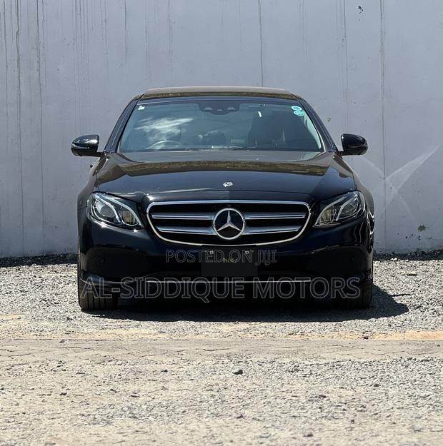 Mercedes-Benz E200 2019 Black