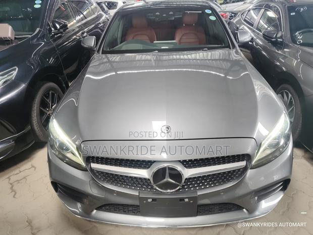 Mercedes-Benz C200 2020 Gray