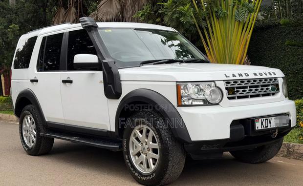 Toyota Land Cruiser 2013 White