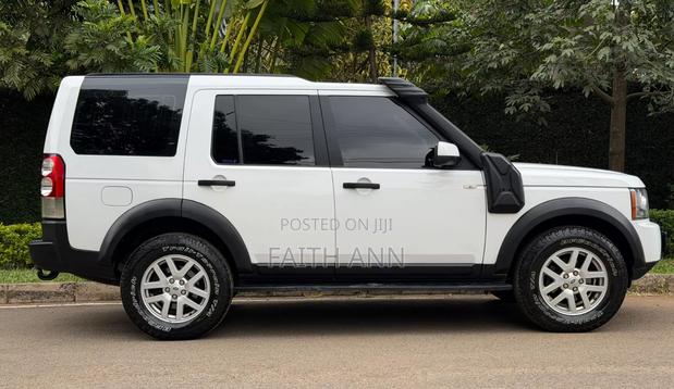 Toyota Land Cruiser 2013 White