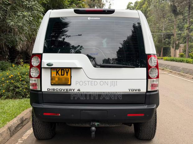 Toyota Land Cruiser 2013 White