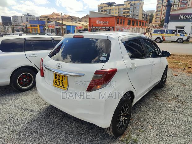 Toyota Vitz 2015 White