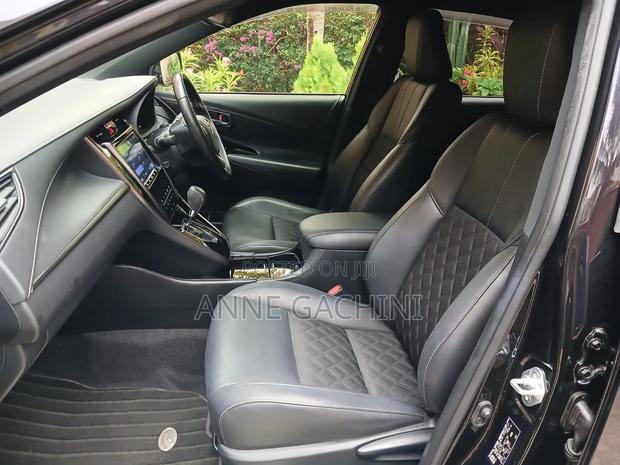 Toyota Harrier 2.0 2019 Black