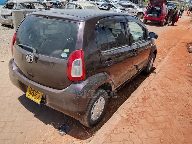 Toyota Passo 2015 Brown