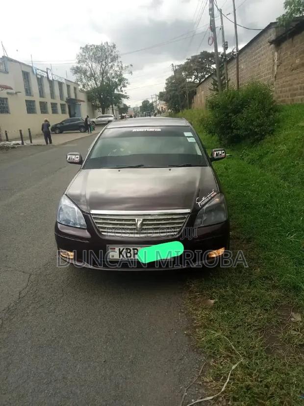 Toyota Premio 2011 Maroon