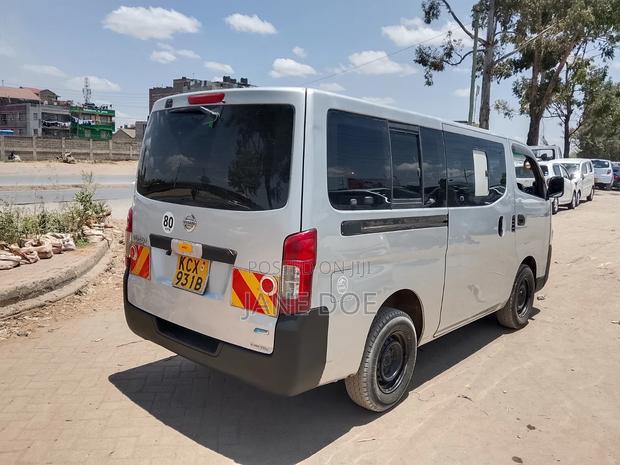 Nissan NV350 2013 Silver