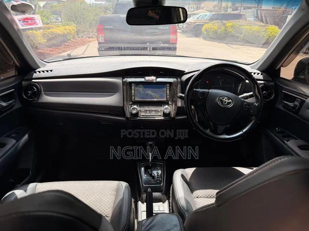Toyota Corolla Fielder 2016 Silver