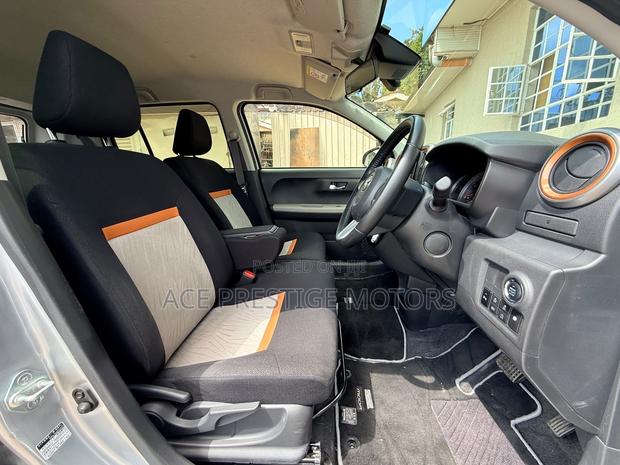 Toyota Passo 2019 Silver