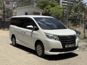Toyota Noah 2.0 FWD (7 Seater) 2017 White for sale