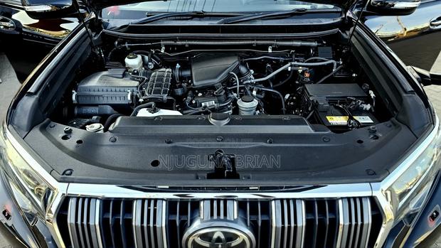 Toyota Land Cruiser Prado 2.7 2020 Black