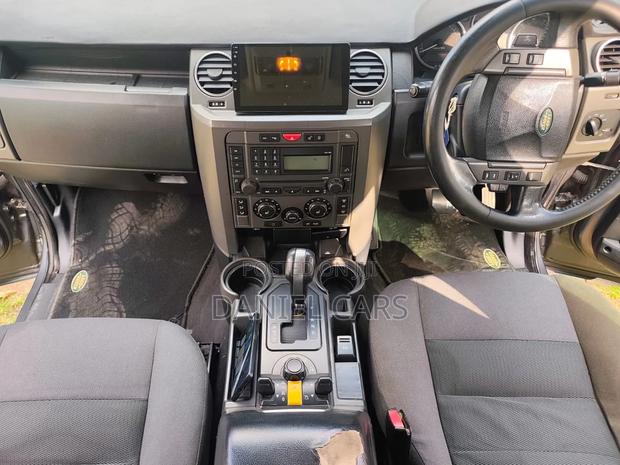 Land Rover Discovery 2005 Gray