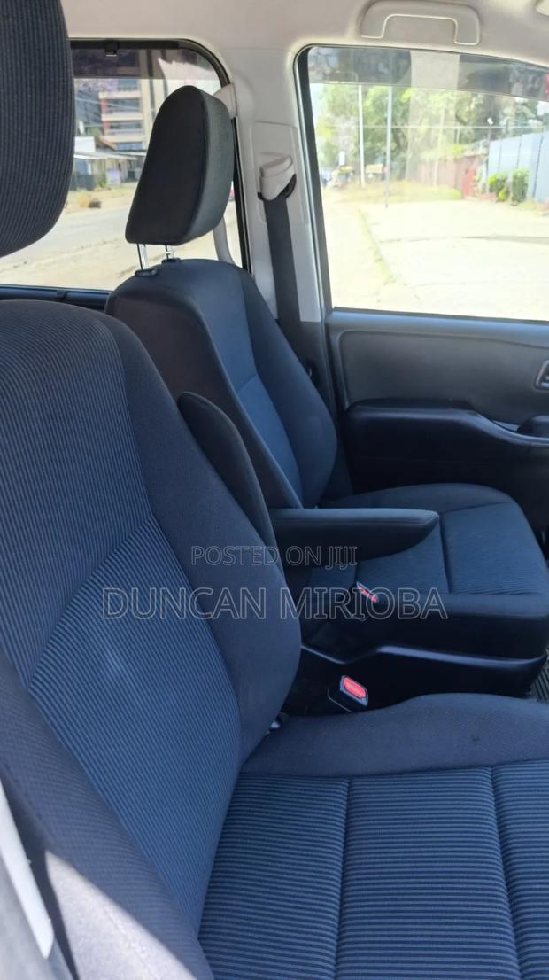 Toyota Noah 2020 Silver