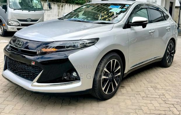 Toyota Harrier 2019 Silver