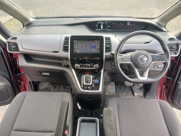 Nissan Serena 2019 Red
