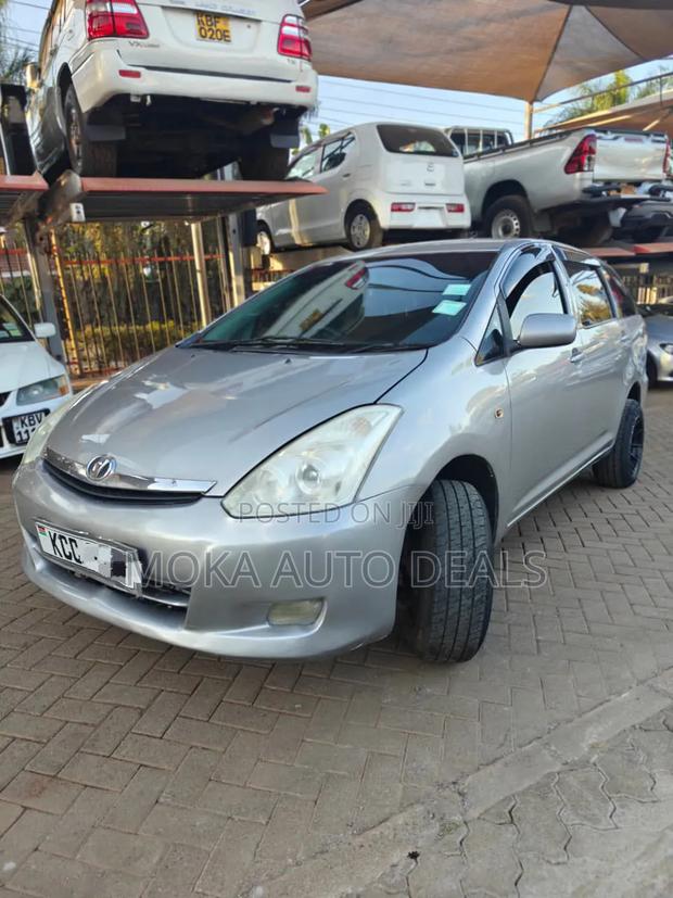 Toyota Wish 2008 Silver
