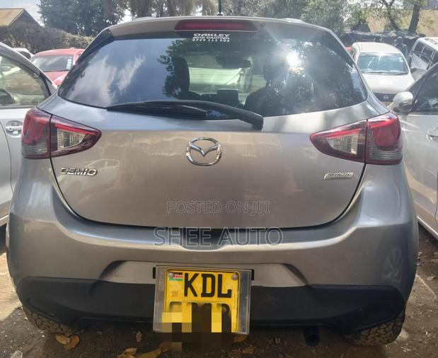 Mazda Demio 2015 Silver