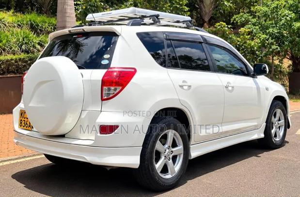 Toyota RAV4 2009