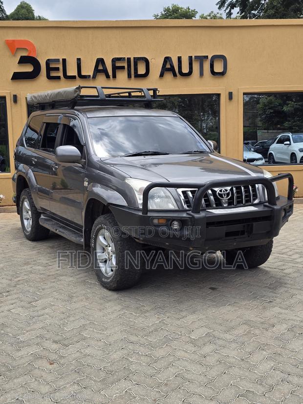 Toyota Land Cruiser Prado 3.0 D-4D 3dr 2006 Gray