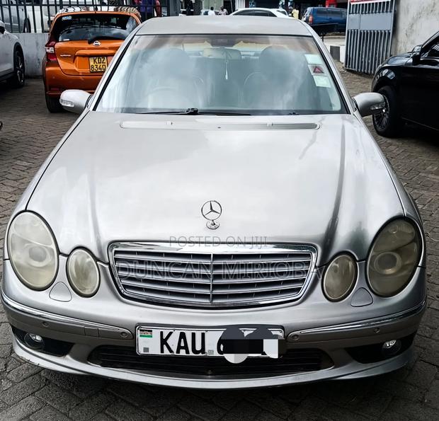 Mercedes-Benz E240 1999
