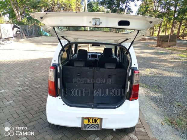 Suzuki Wagon 2015 White