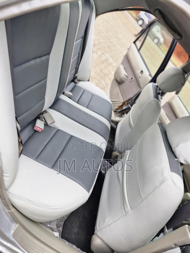 Toyota Corolla Sedan Automatic 1999 Silver