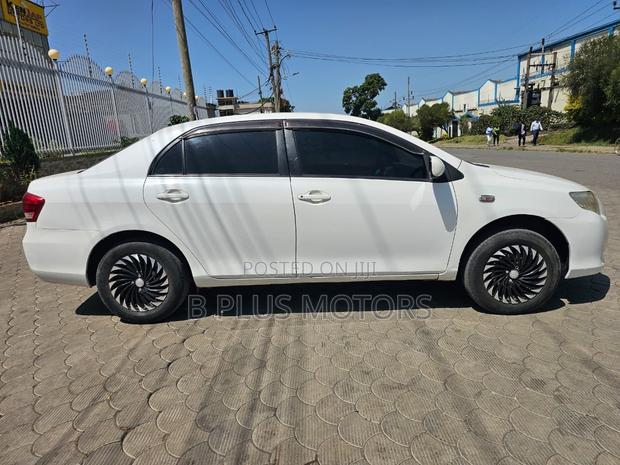 Toyota Axio 2011 White