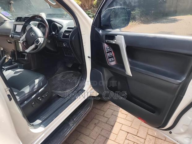 Toyota Land Cruiser Prado 2014 White