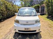 Toyota Porte 2011 White for sale