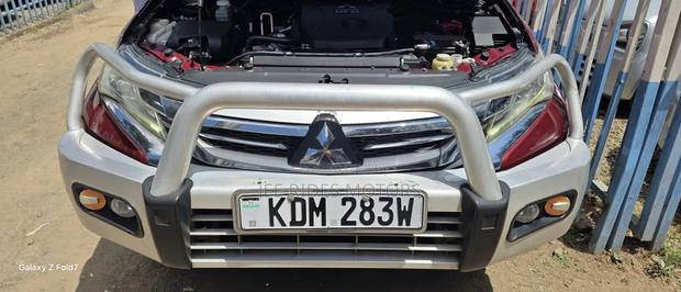 Mitsubishi Pajero Sport Exceed 2015 Burgundy