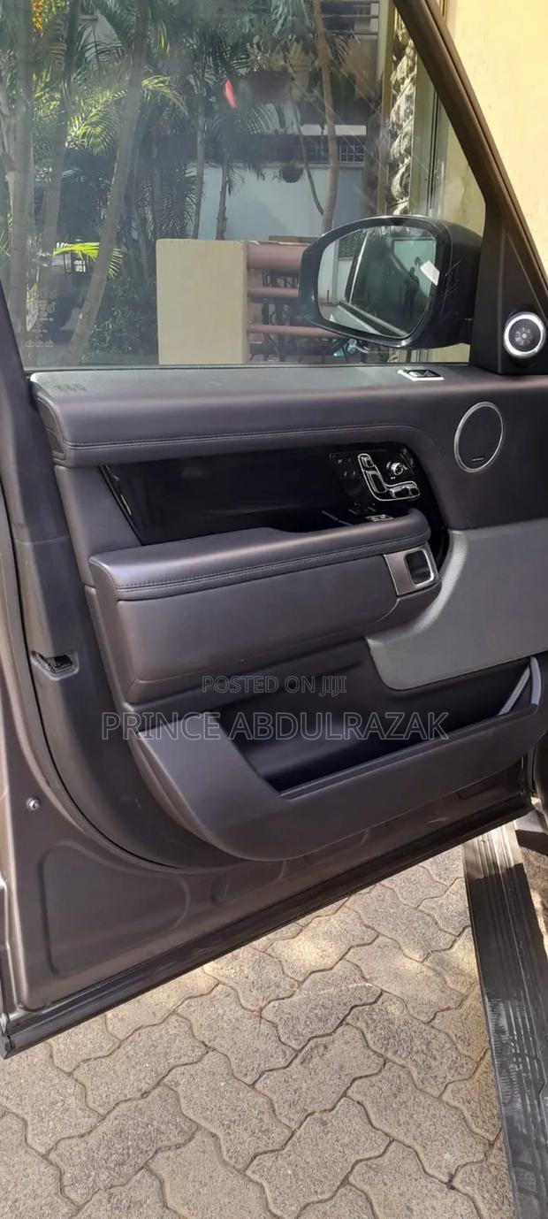 Land Rover Range Rover Vogue 2019 Gray