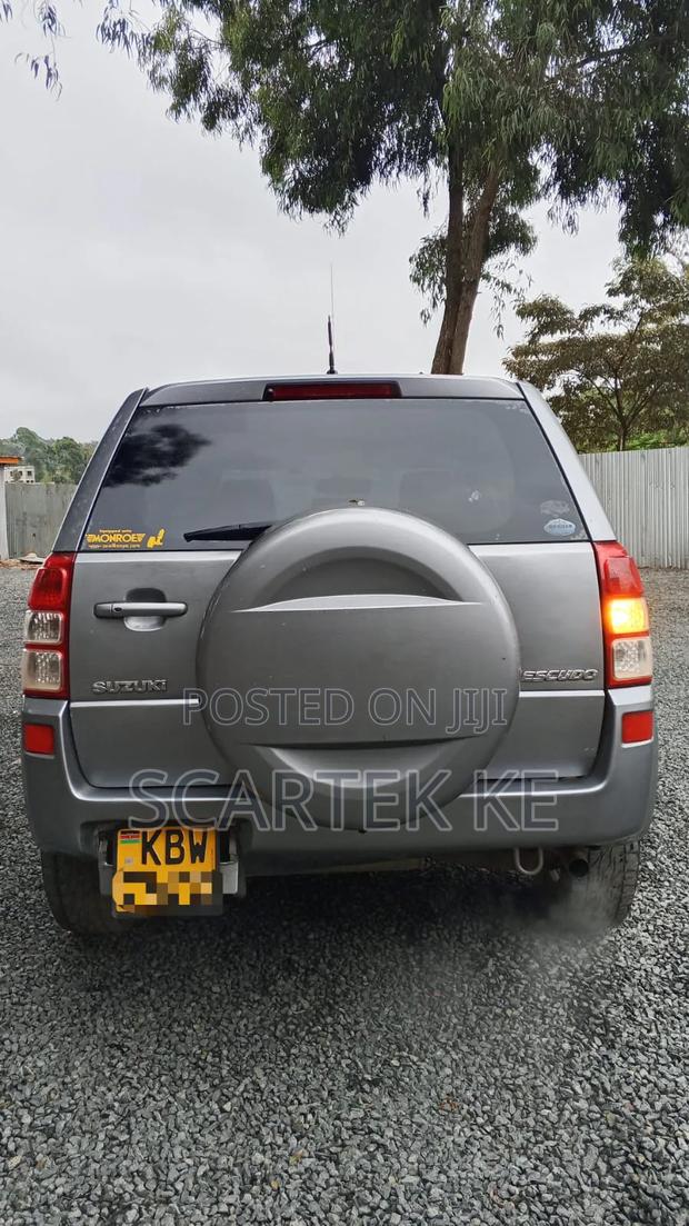 Suzuki Escudo 2006 Gray