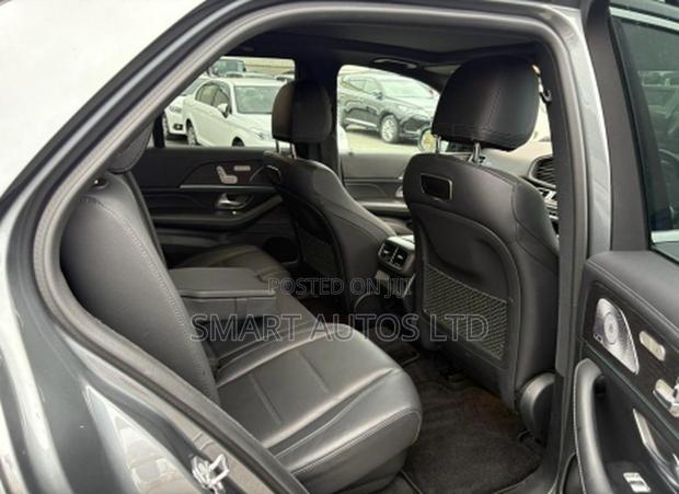 Mercedes-Benz GLE-Class GLE 400d 4MATIC 2019 Gray