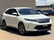 Toyota Harrier 2020 White for sale