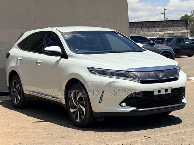 Toyota Harrier 2020 White