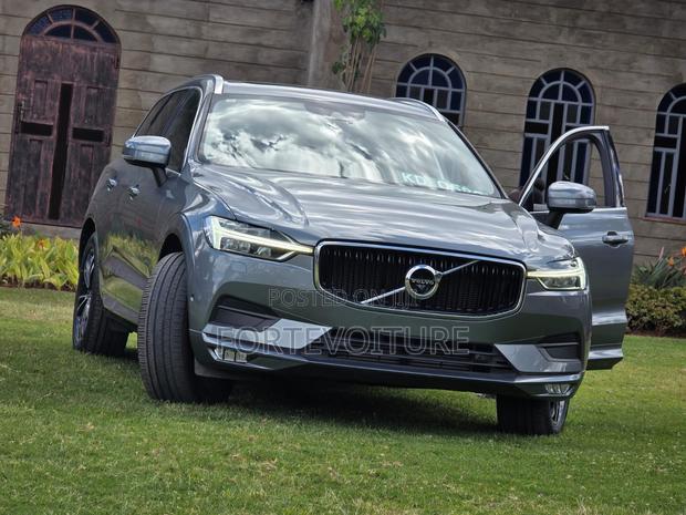 Volvo XC60 2018 Gray