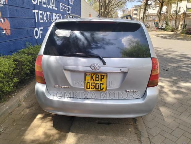 Toyota Corolla Fielder 2006 Silver