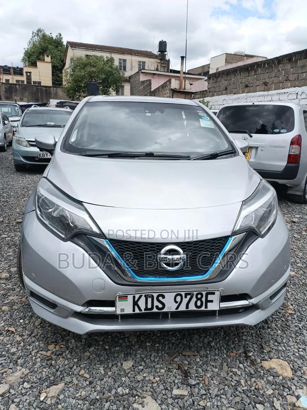 Nissan Note 1.2 Hybrid 2017 Gray