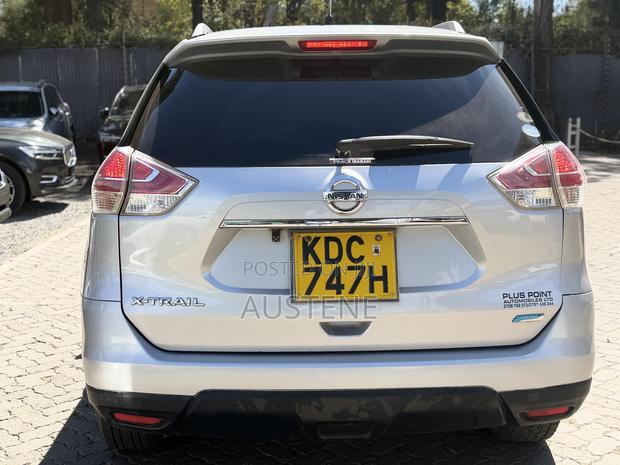 Nissan X-Trail 2015 Silver